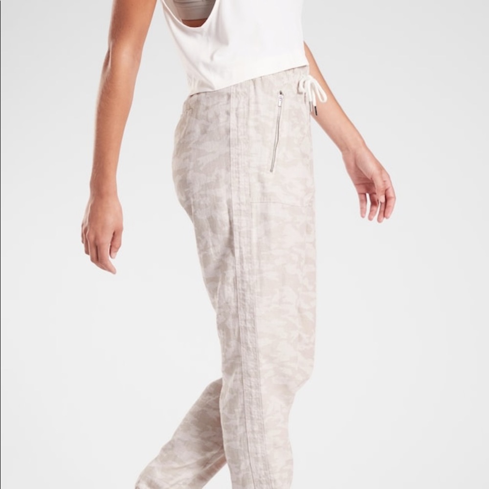 NWT Linen joggers-camp